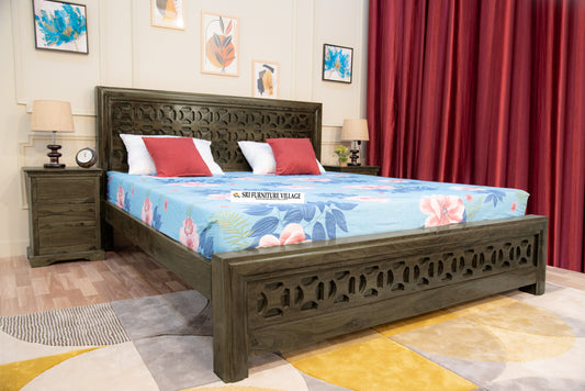 Timeless Elegance: Sheesham Wood Queen Size Bed